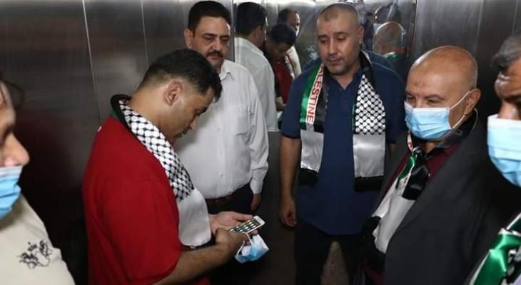 المكاتب الحركية الطبية بساحة غزة تعايد طواقم مستشفى الإندونيسي