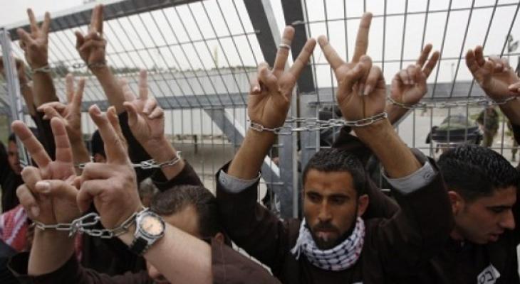 مسؤولون فلسطينيون يُطالبون المجتمع الدوليّ بالقيام بدوره تجاه قضية الأسرى 