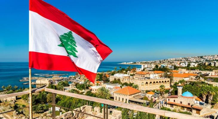لبنان: طوابير "الدولار" تعيد الذكرى السيئة إلى الأذهان