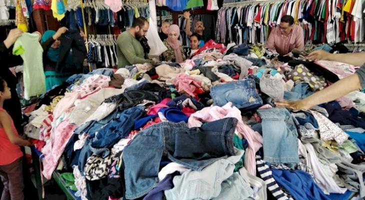 الاقتصاد بغزة تسمح بإدخال الملابس المستخدمة وفق الإجراءات الوقائية