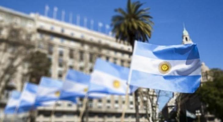 ديون "الأرجنتين" 66 مليار دولار.