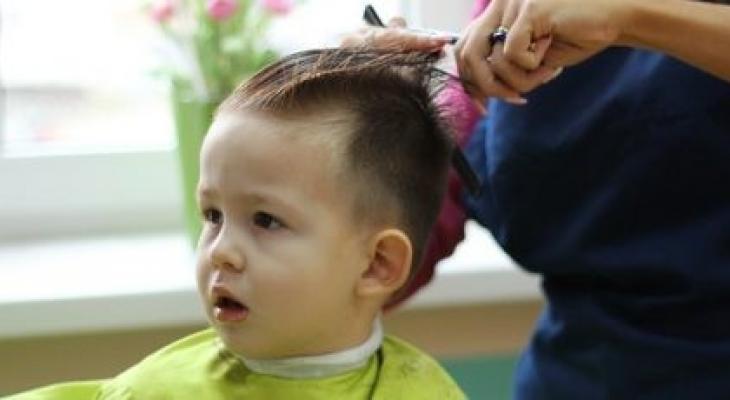 شاهدوا: "صدمة" لدى الآباء من أسعار قص شعر الأطفال بألمانيا