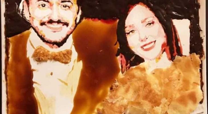 تامر حسني وزوجته على فطيرة بالعسل