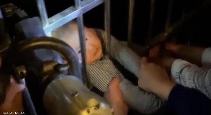 شاهدوا: طفل يسقط من الطابق الـ13 وينجو.. فيديو لمعجزة تحبس الأنفاس