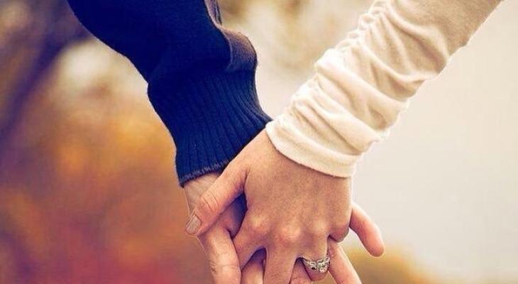 شاهدي: اليكِ "حواء" هذا ما يفعله تشابك اليدين بعلاقتكما