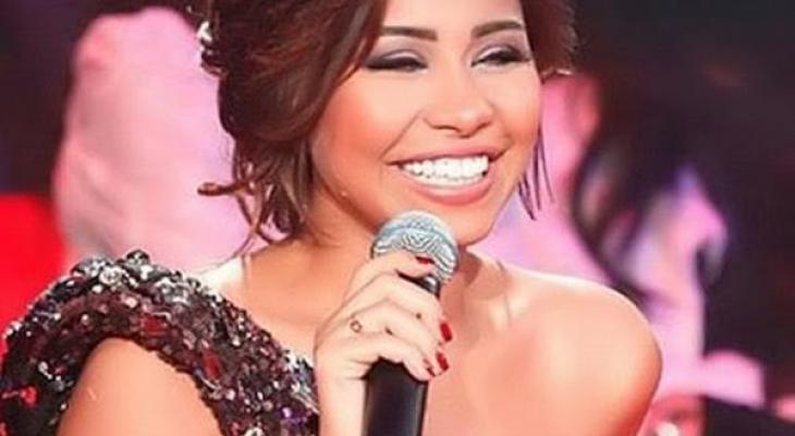 شيرين عبدالوهاب بنحافة ملحوظة في أول ظهور لها بعد غياب