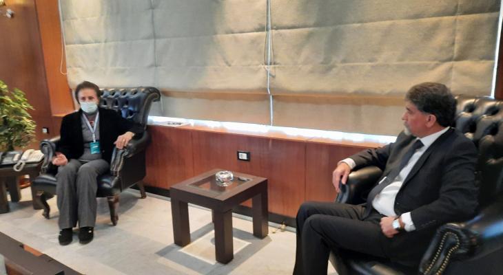 عبد الهادي ووزيرة الشؤون الاجتماعية السورية