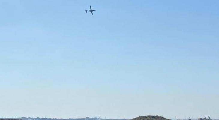 طائرة إستطلاع إسرائيلية تشارك في رصد البقعة النفطية