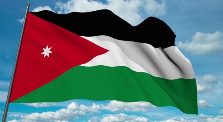 وزير أردني يكشف عن قرار طرح تأشيرة سفر جديدة