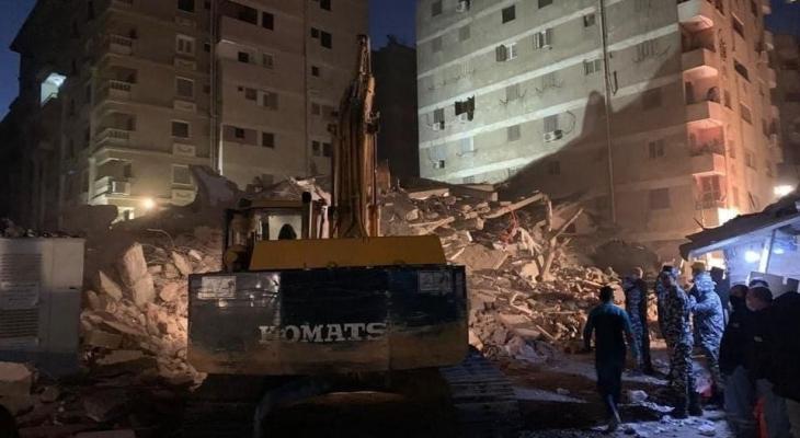 5 قتلى بانهيار مبنى سكني في القاهرة