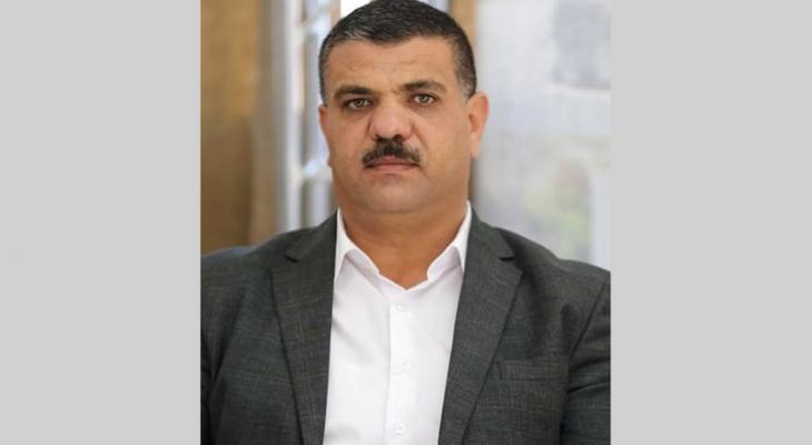 مستوطنون يعتدون بالضرب على رئيس بلدية سبسطية