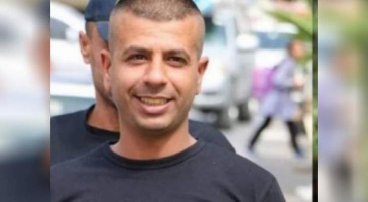 الأسير سواركة يُعلق إضرابه عن الطعام عقب التوصل لاتفاق
