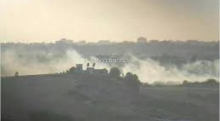 الاحتلال يطلق قنابل دخانية شرق بيت حانون