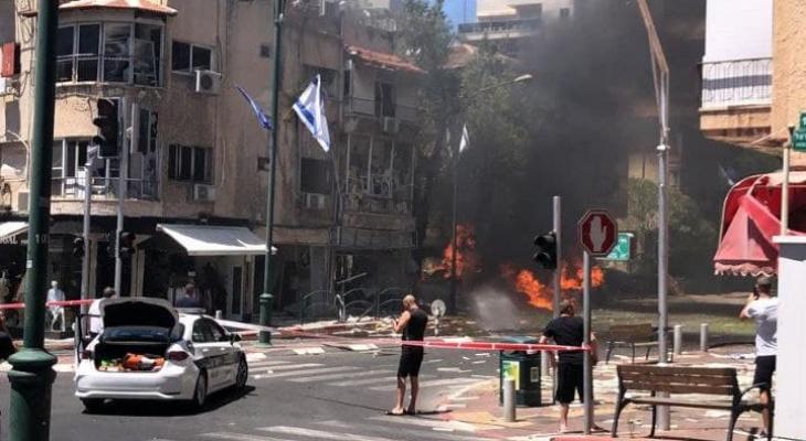 بالفيديو والصور: مقتل "إسرائيلي" ودمار كبير في تل أبيب جراء صواريخ المقاومة