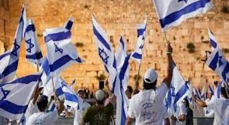 قناة عبرية تكشف عن مخطط "إسرائيلي" لإقامة مسيرات بالضفة