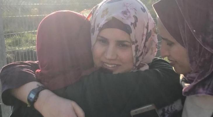 الاحتلال يسلم جثمان الشهيدة كعابنة مساء اليوم