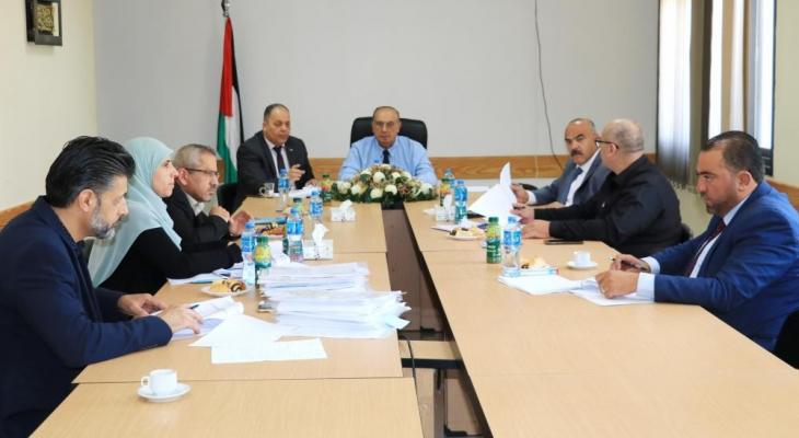 اللجنة العليا لمعادلة الشهادات