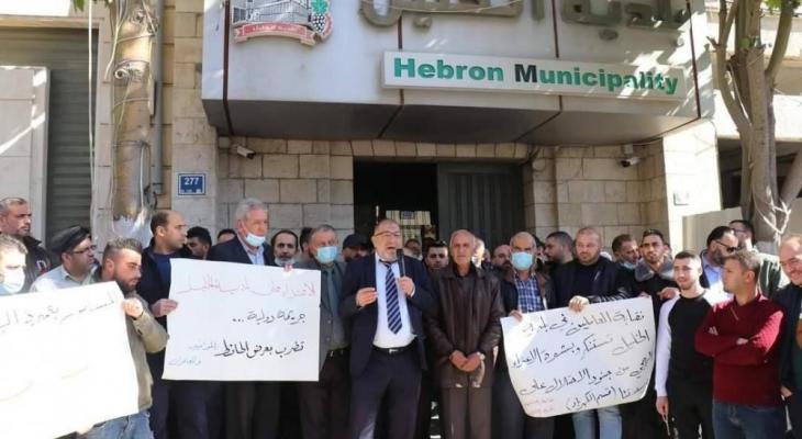نقابة العاملين في بلدية الخليل تُعلن عن إضراب شامل في كافة مرافقها