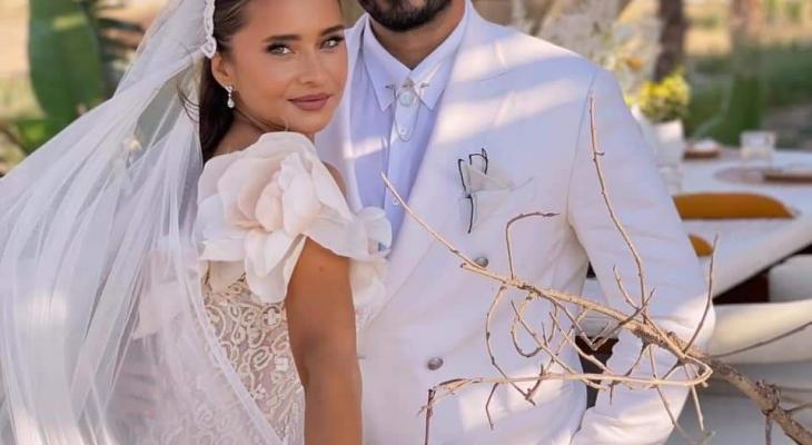 فستان زفاف نيللي كريم يشعل مواقع التواصل الاجتماعي