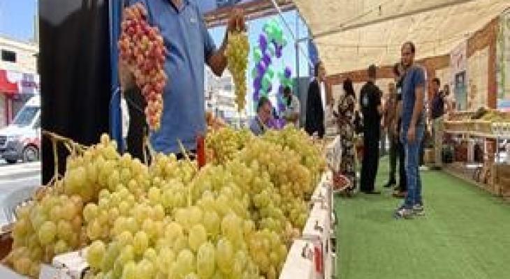 افتتاح سوق العنب والمنتجات النسوية الثالث في بيت لحم