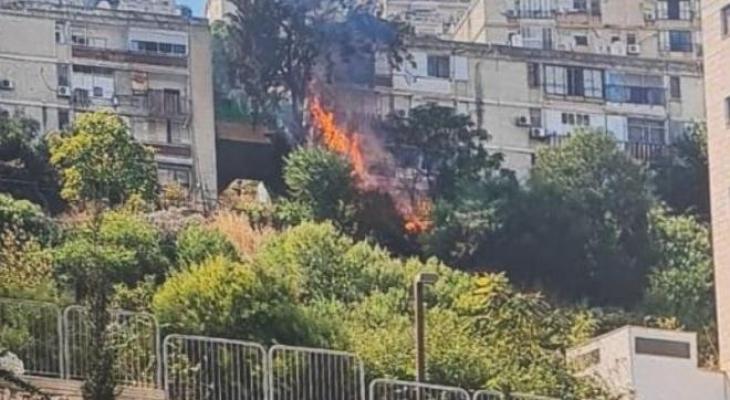حيفا: اندلاع حريق بين مبانٍ سكنية.jpg