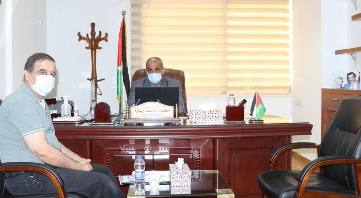 الوزير زيارة يلتقي مع المجلس الفلسطيني للإسكان