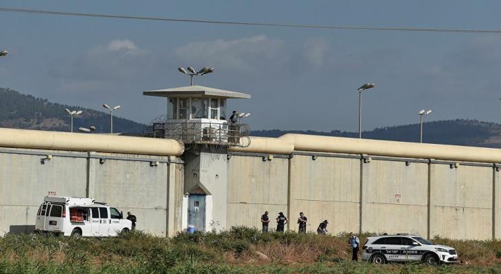 الحركة الأسيرة تُعلن النفير العام والتمرد على قوانين إدارة السجون الإسرائيلية