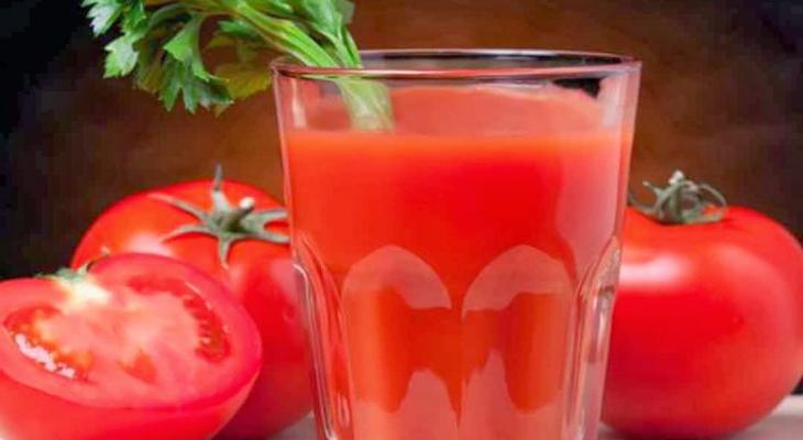 فوائد عصير الطماطم للنساء