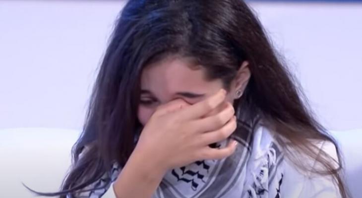 بالفيديو: فتاة فلسطينية تبكي بعد حديث السيسي