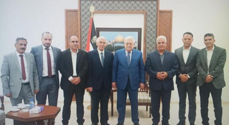 الرئيس عباس يلتقي بمحافظي الخليل وبيت لحم