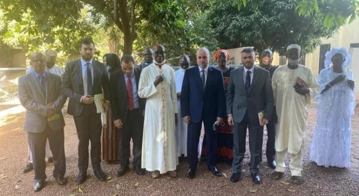الهباش يلتقي بقيادات دينية في جمهورية مالي