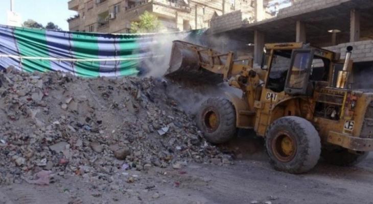 دمشق: شكاوى من وضع سواتر ترابية لفصل مخيم اليرموك عن محيطه