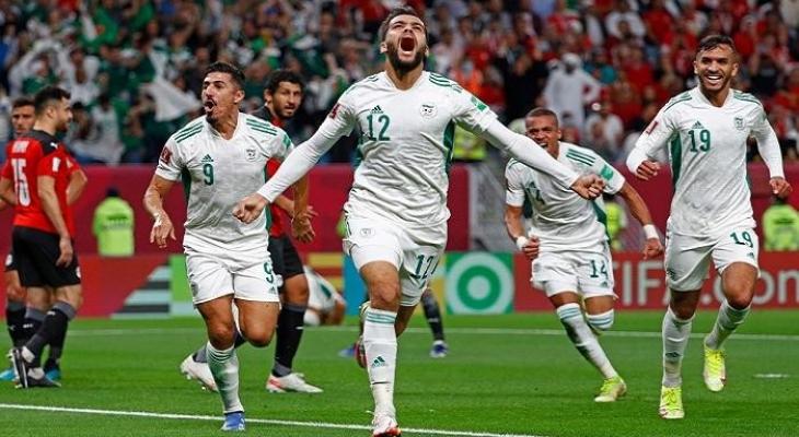 منتخب الجزائر يُتوج رسميًا بكأس العرب