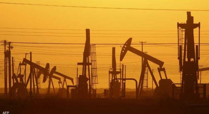 "غموض أوميكرون" يرفع أسعار النفط