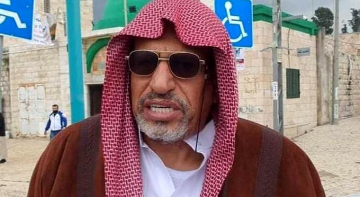 الاحتلال يُحقق مع الشيخ يوسف الباز من اللد بزعم التحريض على "الإرهاب"