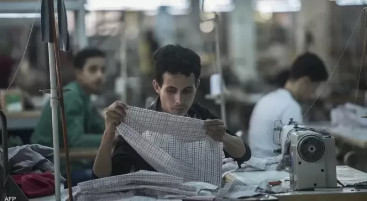 مصر: تطوير الصناعات الجلدية.. ما قصة "المصنع المفتوح"