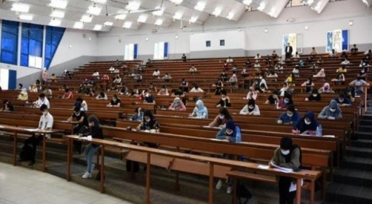 إعلان لطلبة الطب والصيدلة الدارسين في أوكرانيا بشأن استكمال دراستهم في الجامعات البلغارية