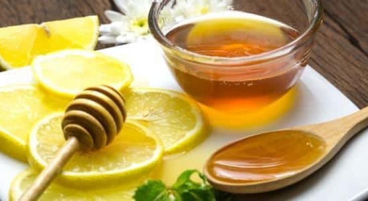فوائد الليمون مع العسل للنساء