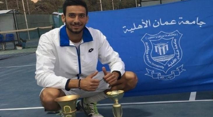لاعب التنس الأردني موسى ابقطب