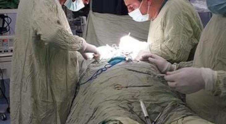إجراء 7 عمليات جراحية بمهارة عالية لفتح شرايين بطرق القسطرة الطرفية المختلفة