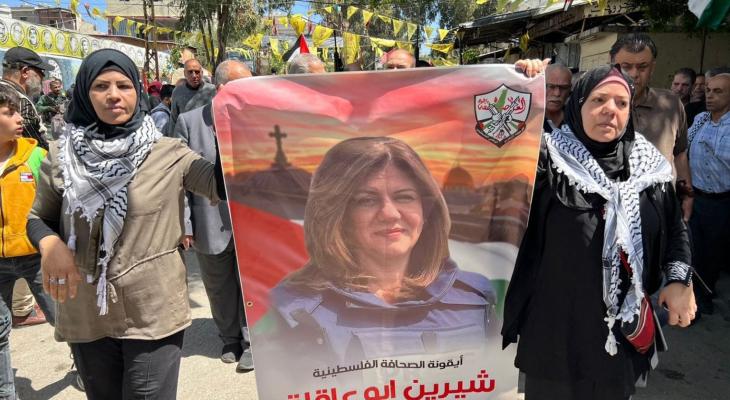 تشيّيع رمزي للشهيدة شيرين أبو عاقلة في مخيم عين الحلوة