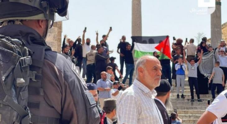 رفع العلم الفلسطيني في "الأقصى"