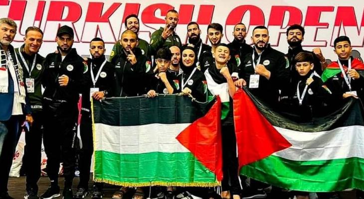 فلسطين تحصد 6 ميداليات ملونة في بطولة العالم لـ"الكيك بوكسينغ" Y4fYC