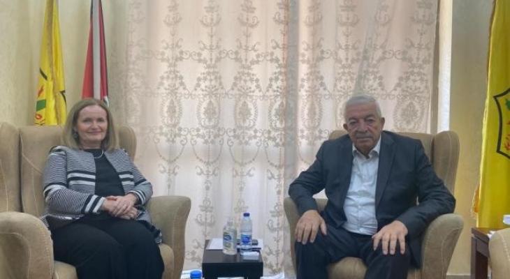 رام الله: العالول يلتقي مع القنصل البريطاني العام في القدس