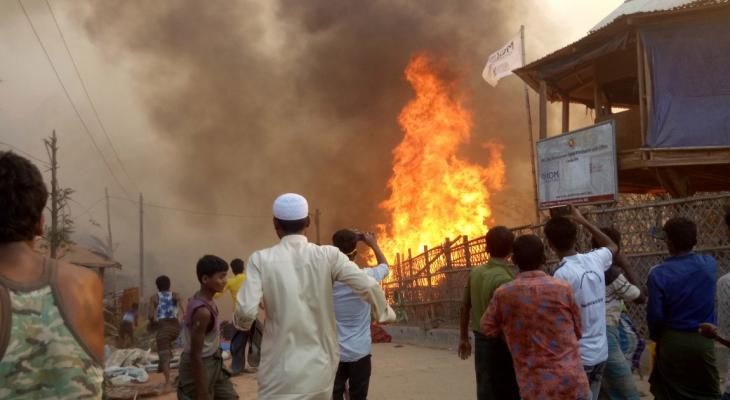 الإمارات: اندلاع حريق ضخم في مستودع بمنطقة المفرق