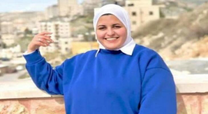 الاحتلال ينقل الأسيرة دينا جرادات إلى مستشفى "رمبام" جراء تدهور وضعها الصحي
