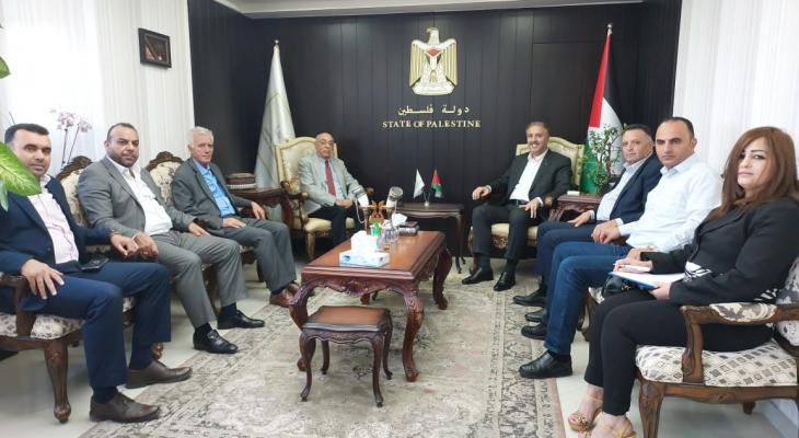 الوزير عساف يلتقي برئيس دائرة شؤون المغتربين في منظمة التحرير الفلسطينية