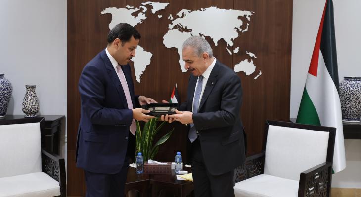 رئيس الوزراء يستقبل السفير الأردني لمناسبة انتهاء مهامه الرسمية