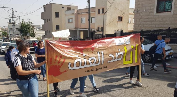 الداخل المحتل: وقفة احتجاجية في دير حنا تنديدًا بجريمة قتل الشاب محمد خطيب