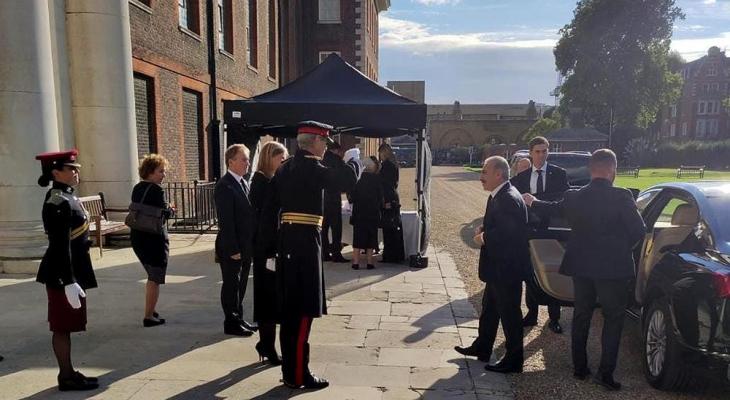 رئيس الوزراء يشارك في جنازة الملكة إليزابيث الثانية